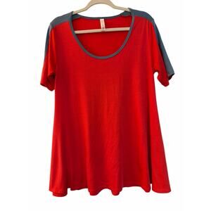 LuLaRoe Blouse – Plus Small – Red, Stretchy, Flarey Fit